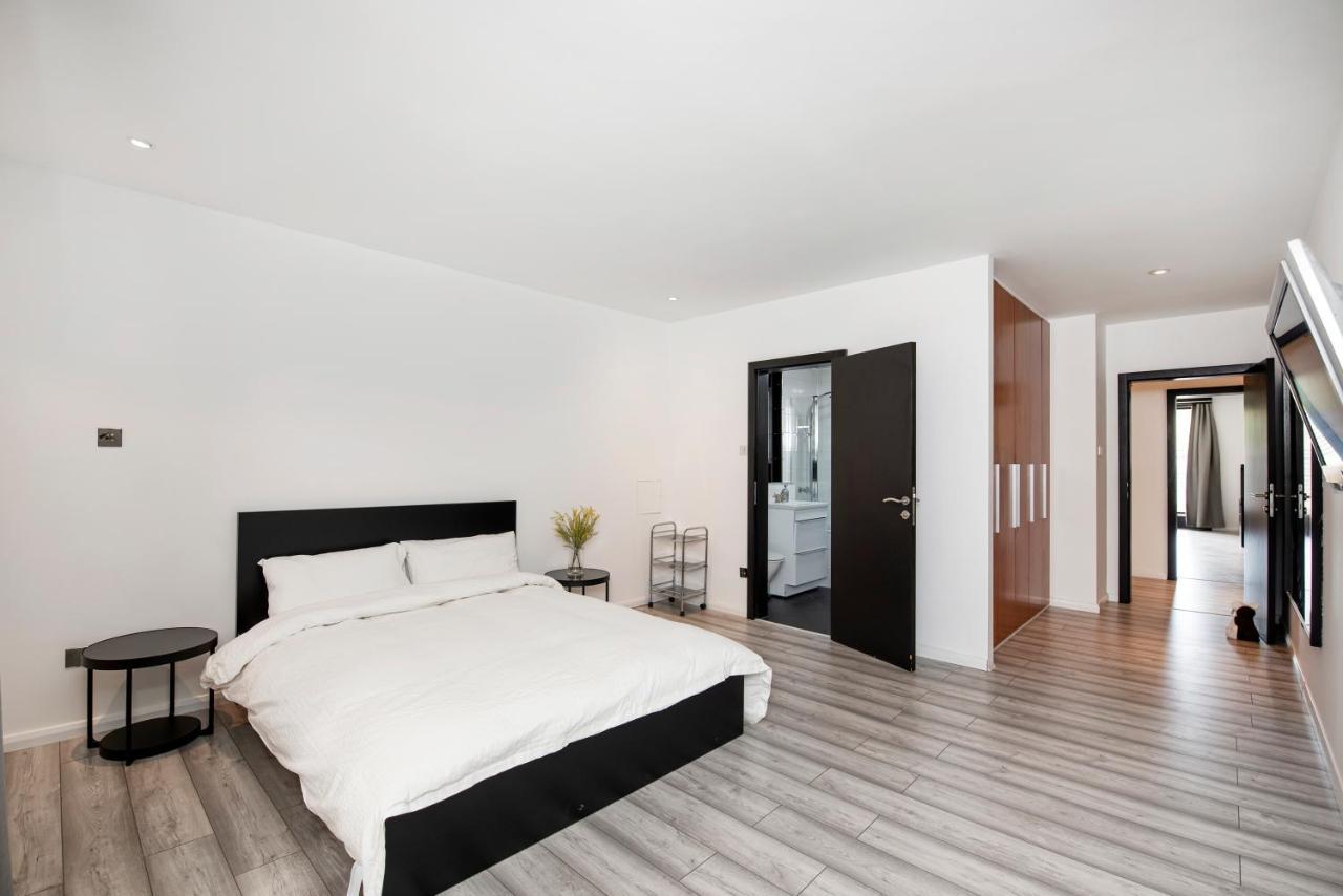Apartamento Large And 2 Bed